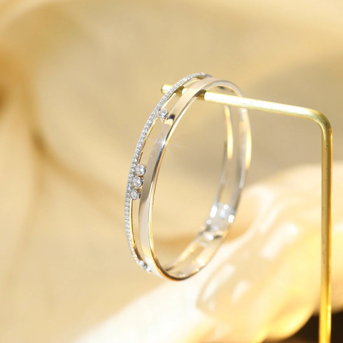 [sparkle Jewelry]Move Romane Diamond Bangle Bracelet