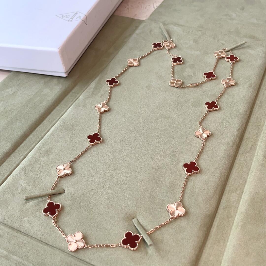 [sparkle Jewelry ]CLOVER 20 MOTIFS LASER CARNELIAN NECKLACE