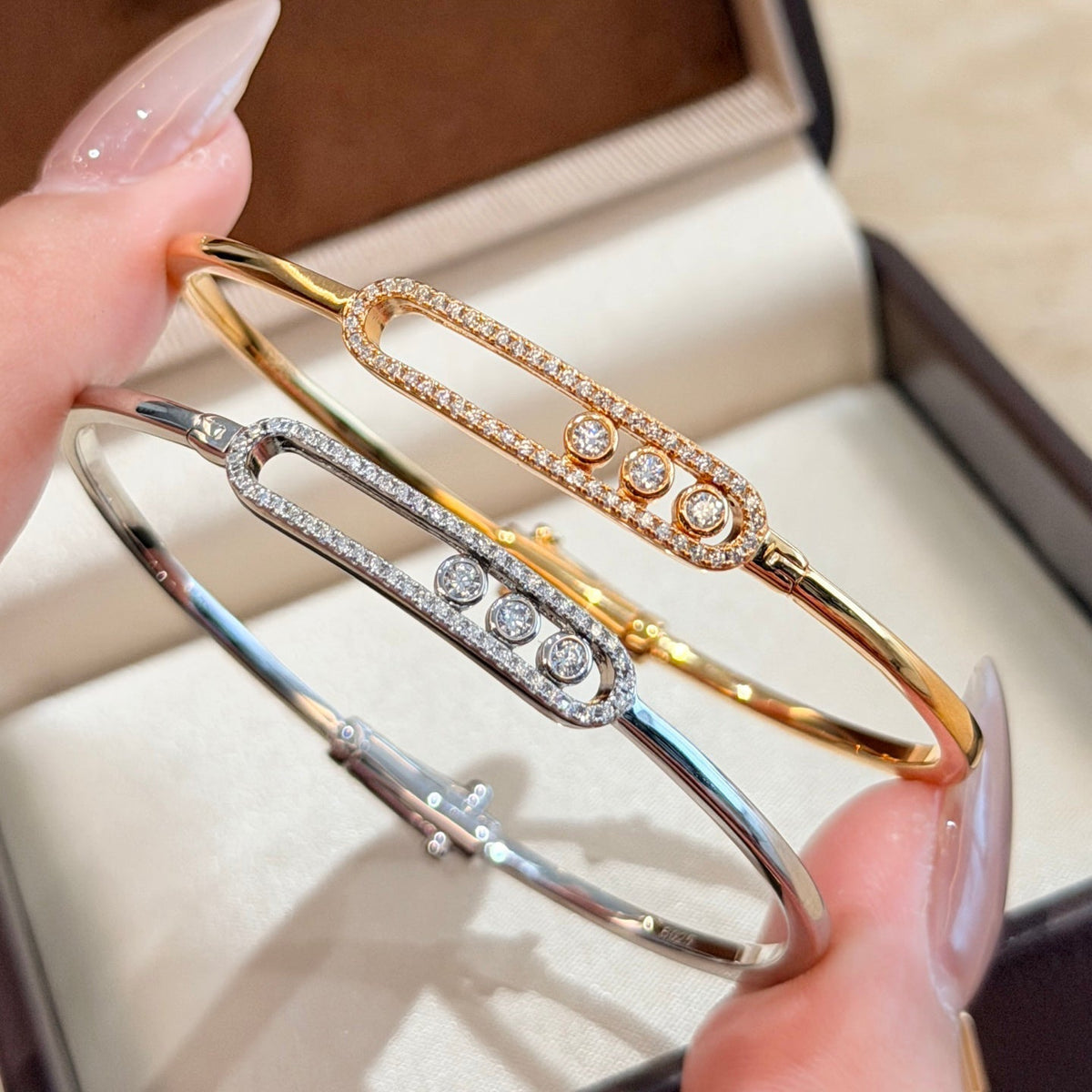 [sparkle Jewelry]Move Pavé Diamond Bangle Bracelet M