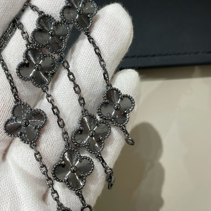 [sparkle Jewelry ]CLOVER 5 MOTIF BLACK BRACELET