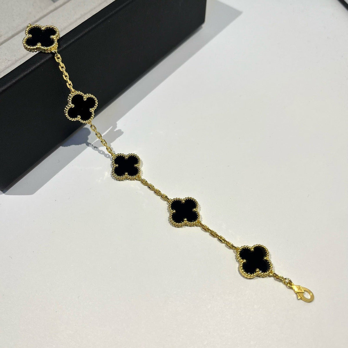 [sparkle Jewelry ] CLOVER 5 MOTIF ONYXS BRACELET COLLECTION