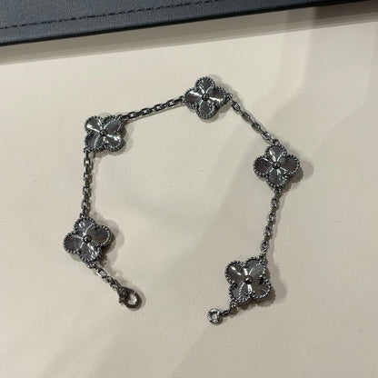 [sparkle Jewelry ]CLOVER 5 MOTIF BLACK BRACELET