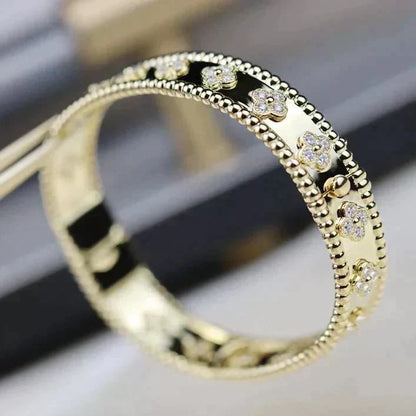 [sparkle Jewelry ]CLOVER BRACELET 8MM DIAMONDS