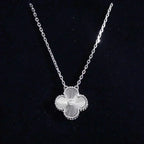 [sparkle Jewelry ]CLOVER  15MM DIAMOND LASER NECKLACE SILVER