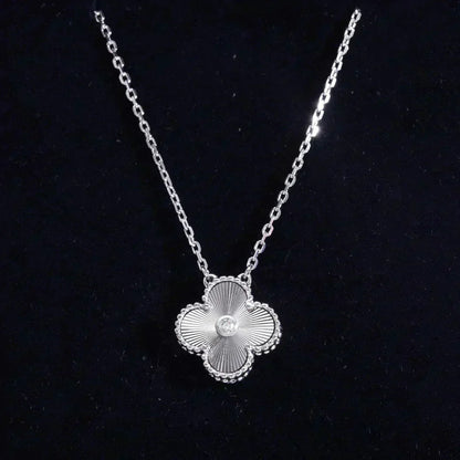 [sparkle Jewelry ]CLOVER  15MM DIAMOND LASER NECKLACE SILVER