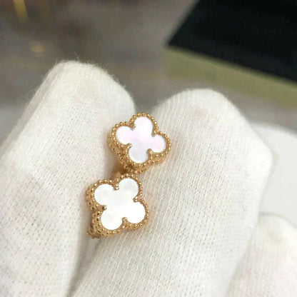 [sparkle Jewelry ]CLOVER MINI 9.5MM WHITE MOP EARRINGS