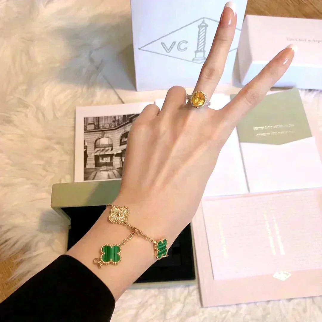 [sparkle Jewelry ] CLOVER 5 MOTIF MALACHITE BRACELET COLLECTION
