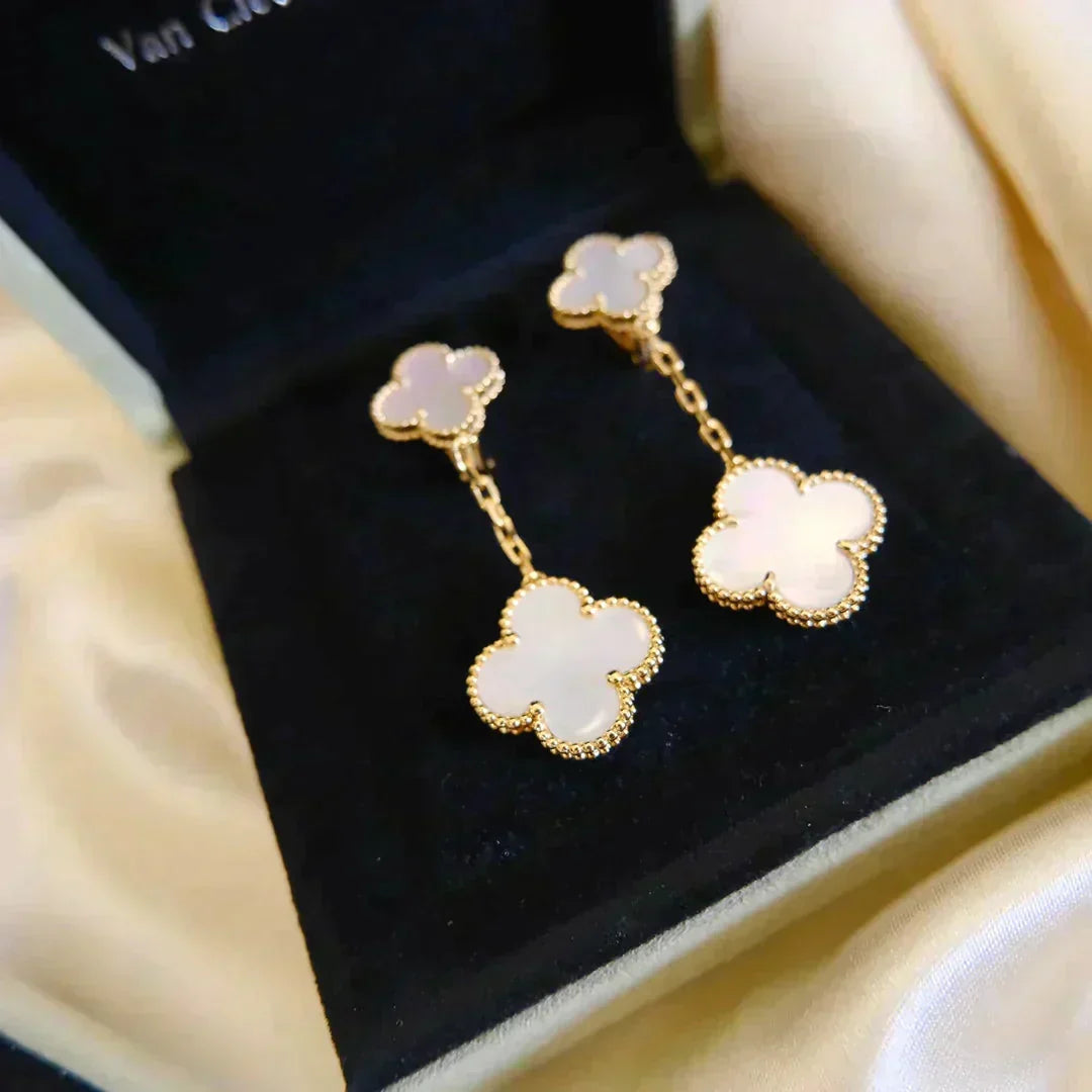 [sparkle Jewelry ]CLOVER 2 MOTIF WHITE MOP EARRINGS