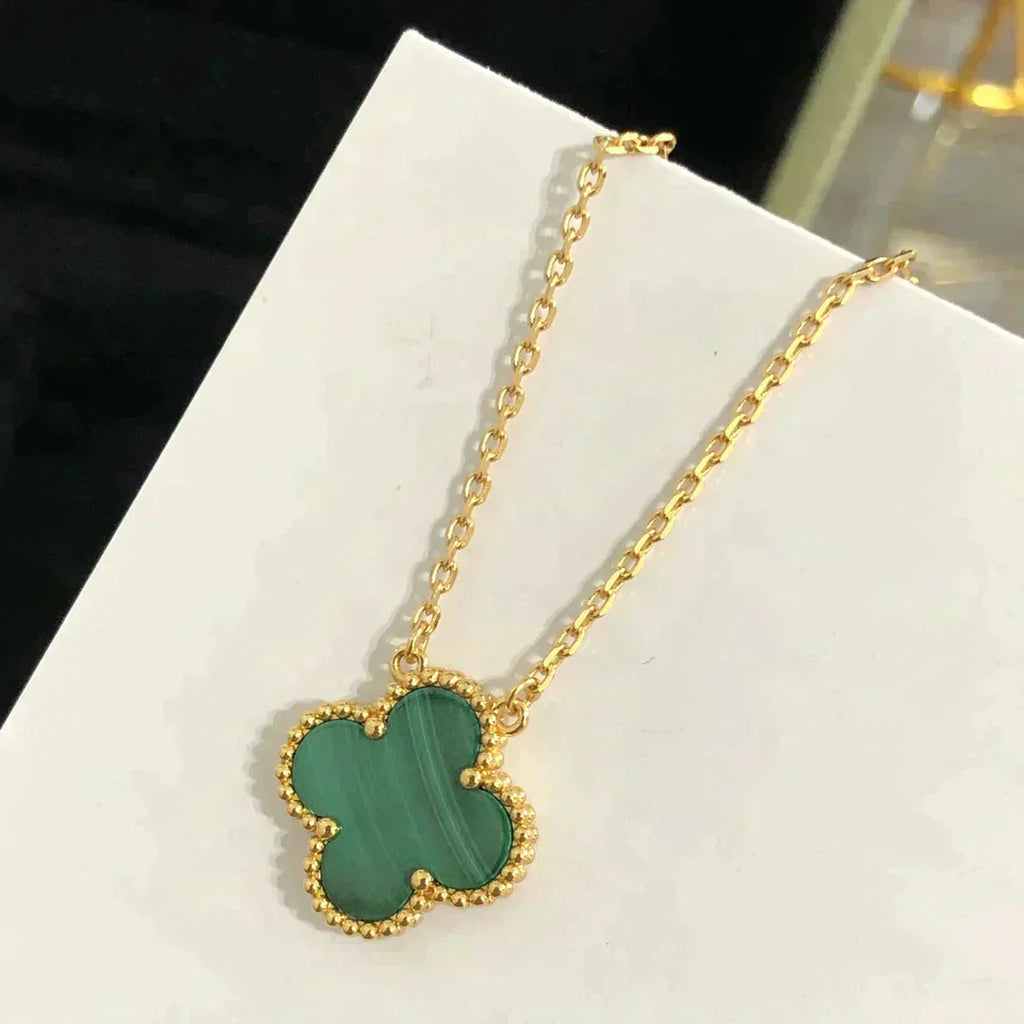 [sparkle Jewelry ]CLOVER 15MM MALACHITE SINGLE FLOWER  NECKLACE