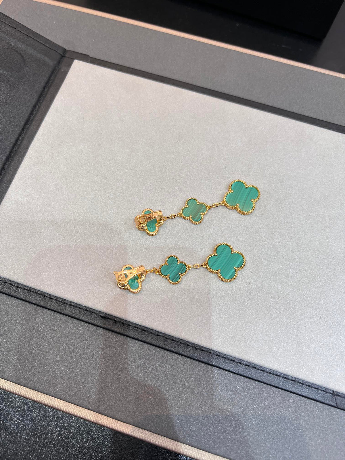 [sparkle Jewelry ]CLOVER MALACHITE 3 MOTIFS GOLD
