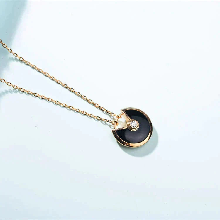 [sparkle Jewelry]AMULETTE GOLD CARNELIAN ONYX NECKLACE
