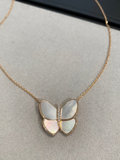 [sparkle Jewelry ]BUTTERFLY GOLD MOP DIAMOND NECKLACE