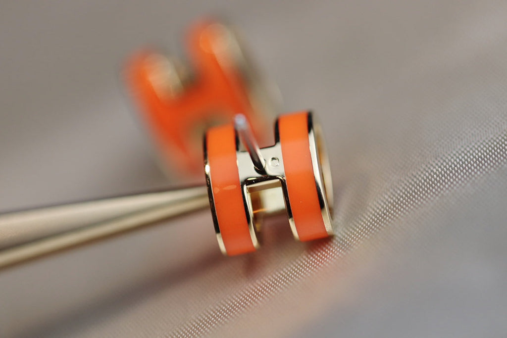 [sparkle Jewelry ]MINI POP H EARRINGS ORANGE