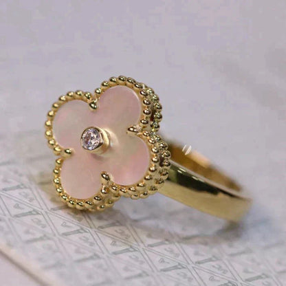 [sparkle Jewelry ]CLOVER PINK MOP RING GOLD DIAMOND