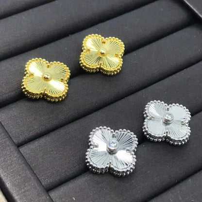 [sparkle Jewelry ]CLOVER MINI 9.5MM LASER EARRINGS