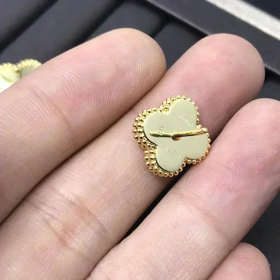[sparkle Jewelry ]CLOVER MINI 9.5MM LASER EARRINGS
