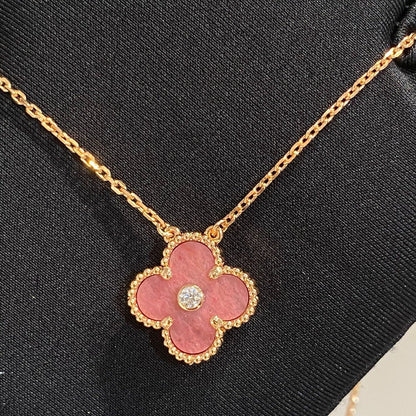 [sparkle Jewelry ]CLOVER 15MM DIAMOND RHODONITE NECKLACE