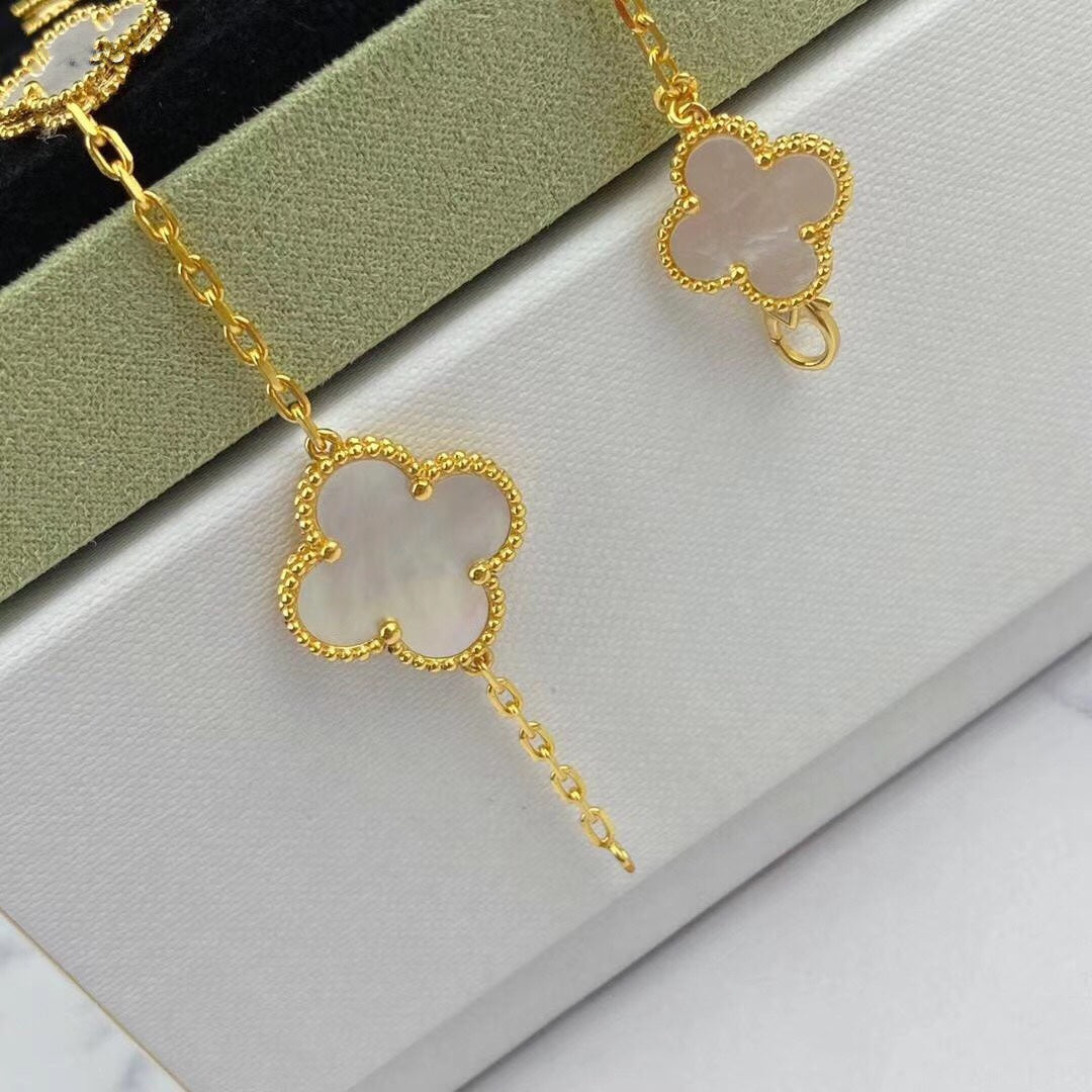 [sparkle Jewelry ]MAGIC CLOVER MOP GOLD BRACELET 5 MOTIFS