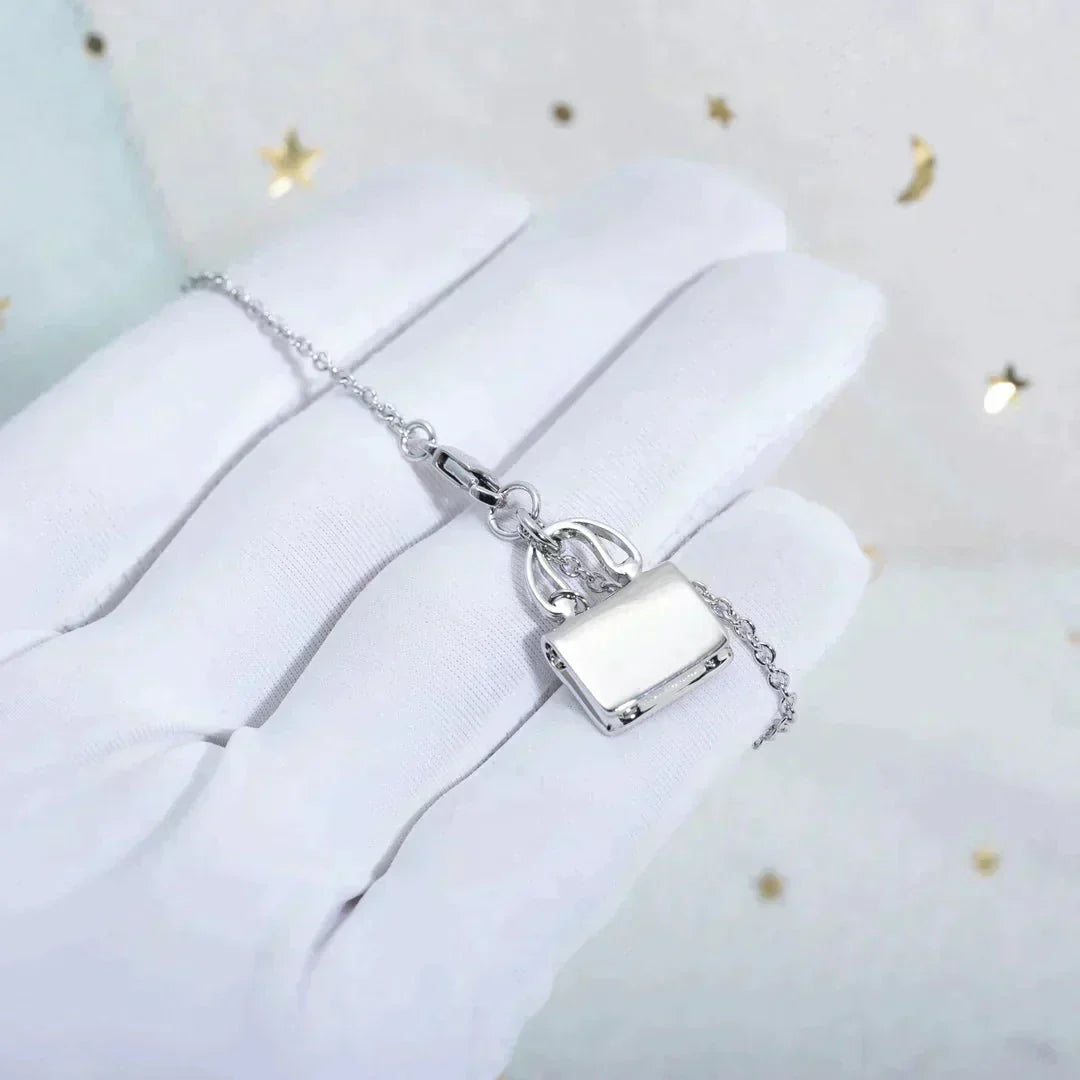 [sparkle Jewelry ]AMULETTE PEDANT SILVER NECKLACE