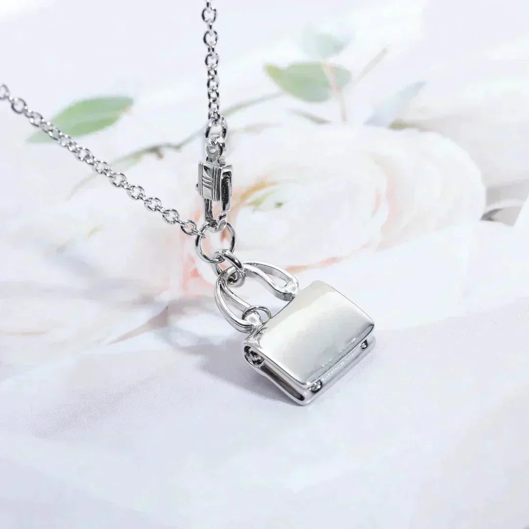 [sparkle Jewelry ]AMULETTE PEDANT SILVER NECKLACE
