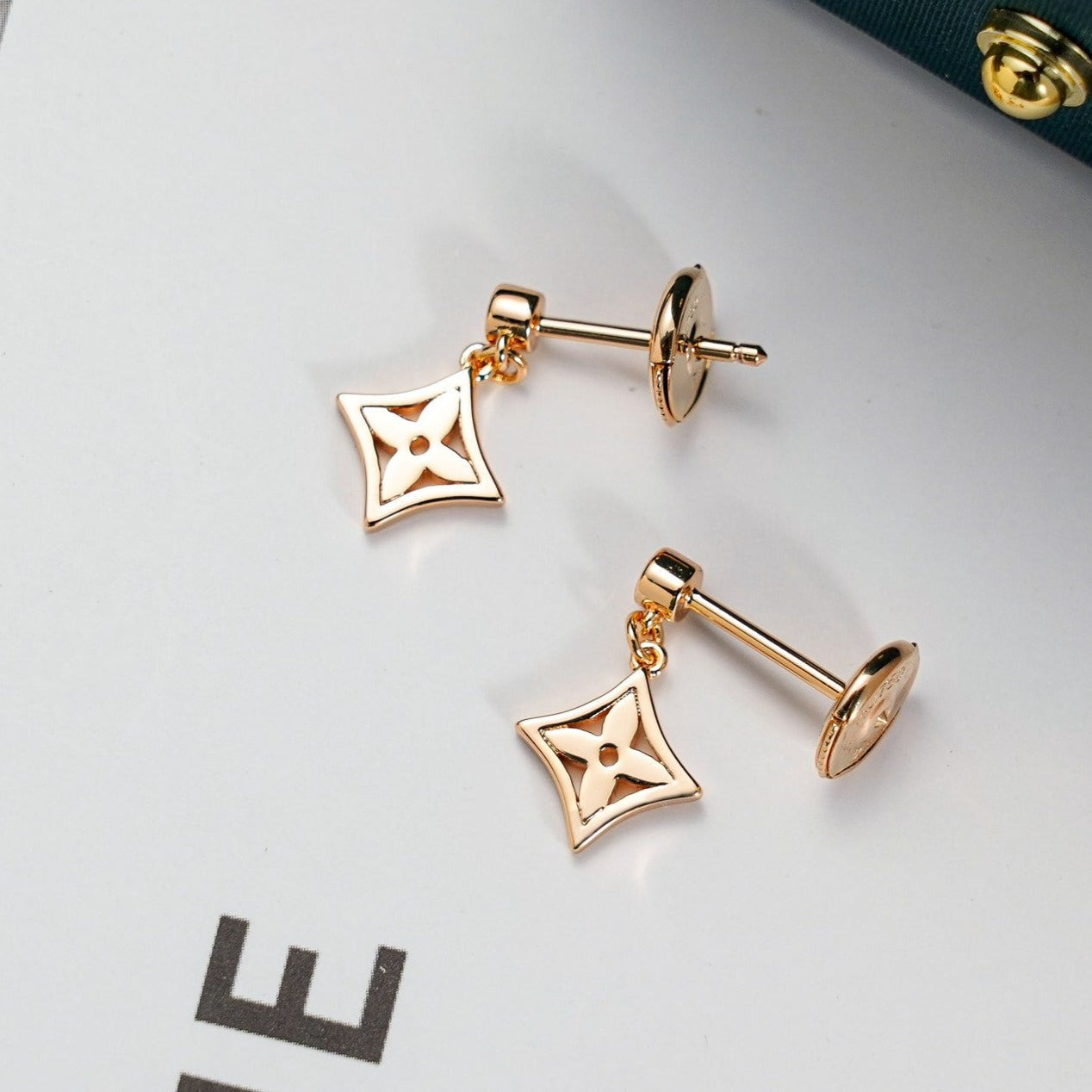 [Sparkle] OHRRINGE STERN GOLD