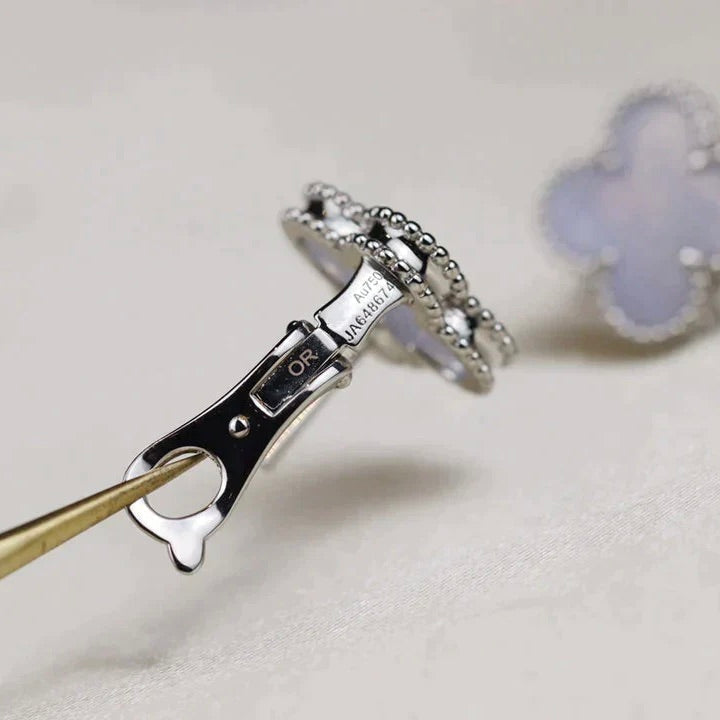 [sparkle Jewelry ]CLOVER MEDIUM 1 MOTIFS  WHITE MOP EARRINGS SILVER
