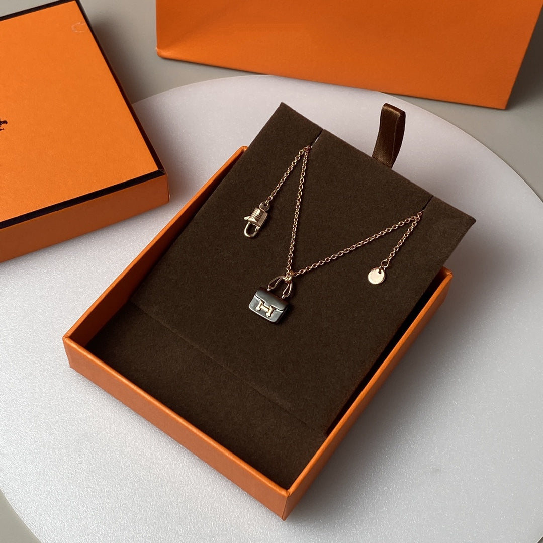 [sparkle Jewelry ]CONSTANCE BLACK PEDANT PINK GOLD NECKLACE