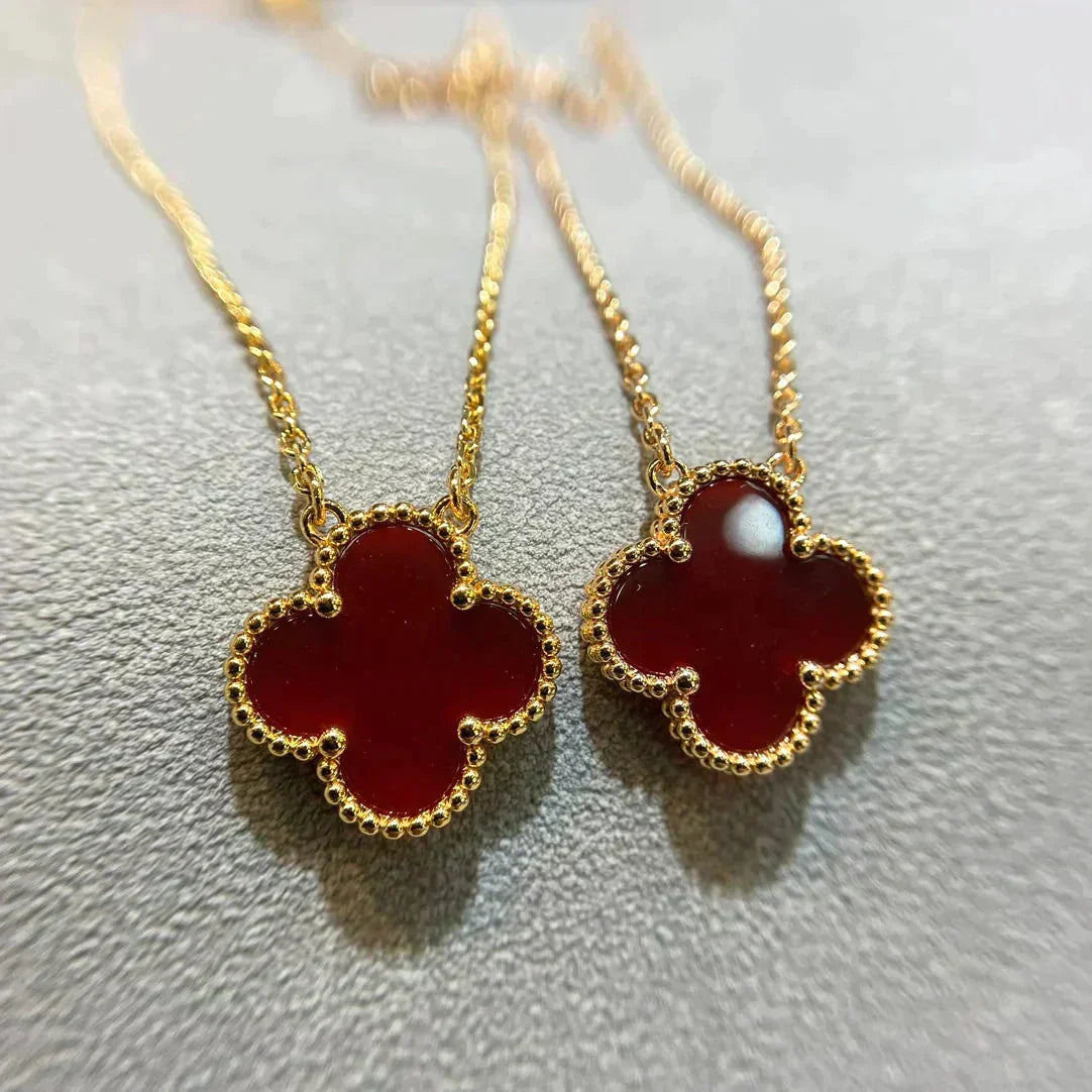 [sparkle Jewelry ]CLOVER 15MM CARNELIAN SINGLE FLOWER NECKLACE