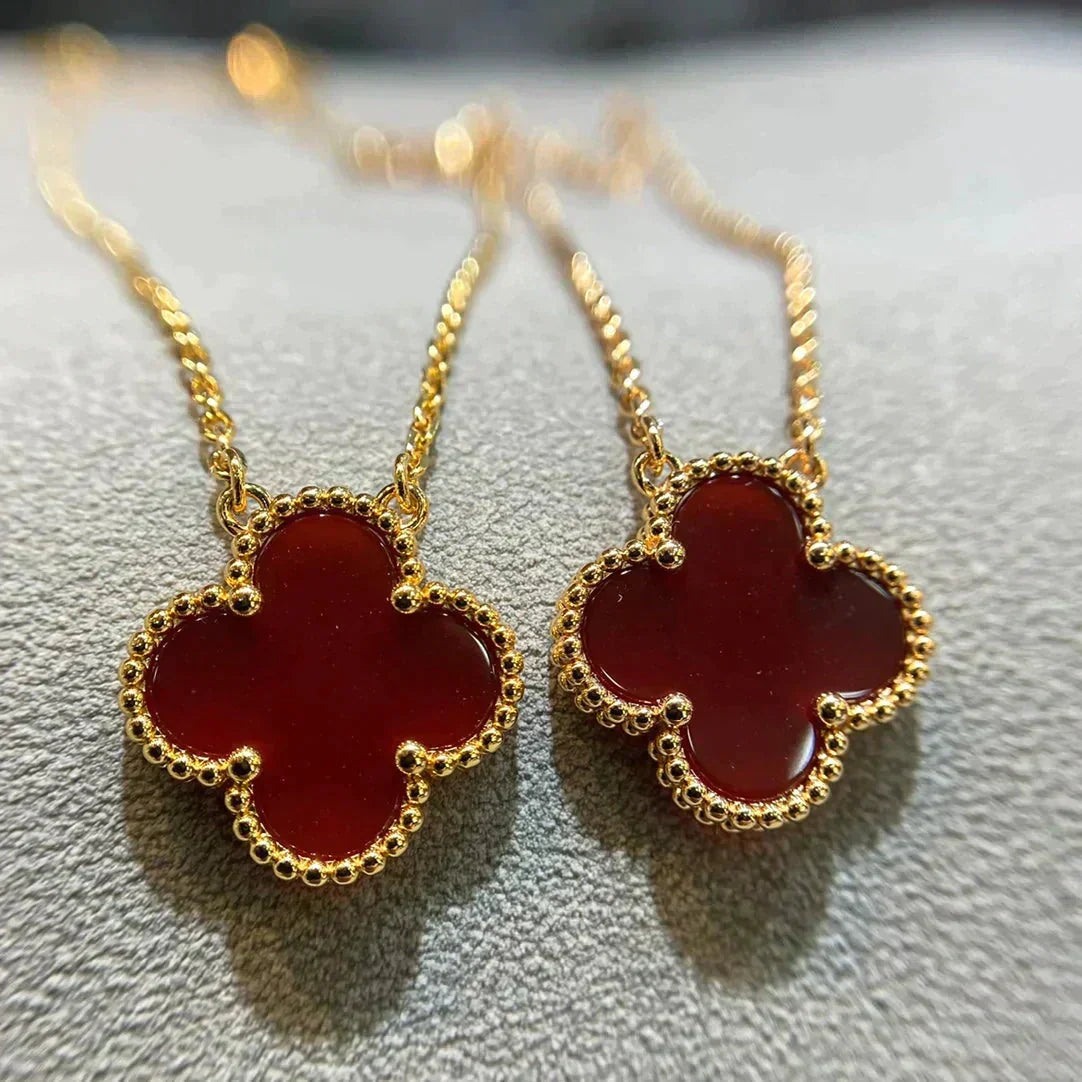 [sparkle Jewelry ]CLOVER 15MM CARNELIAN SINGLE FLOWER NECKLACE