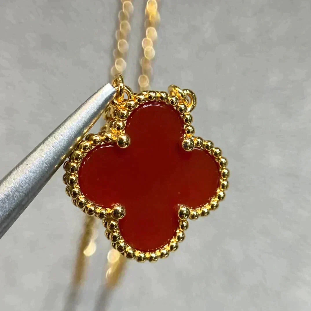 [sparkle Jewelry ]CLOVER 15MM CARNELIAN SINGLE FLOWER NECKLACE