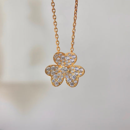[sparkle Jewelry ]FLOWER DIAMOND NECKLACE