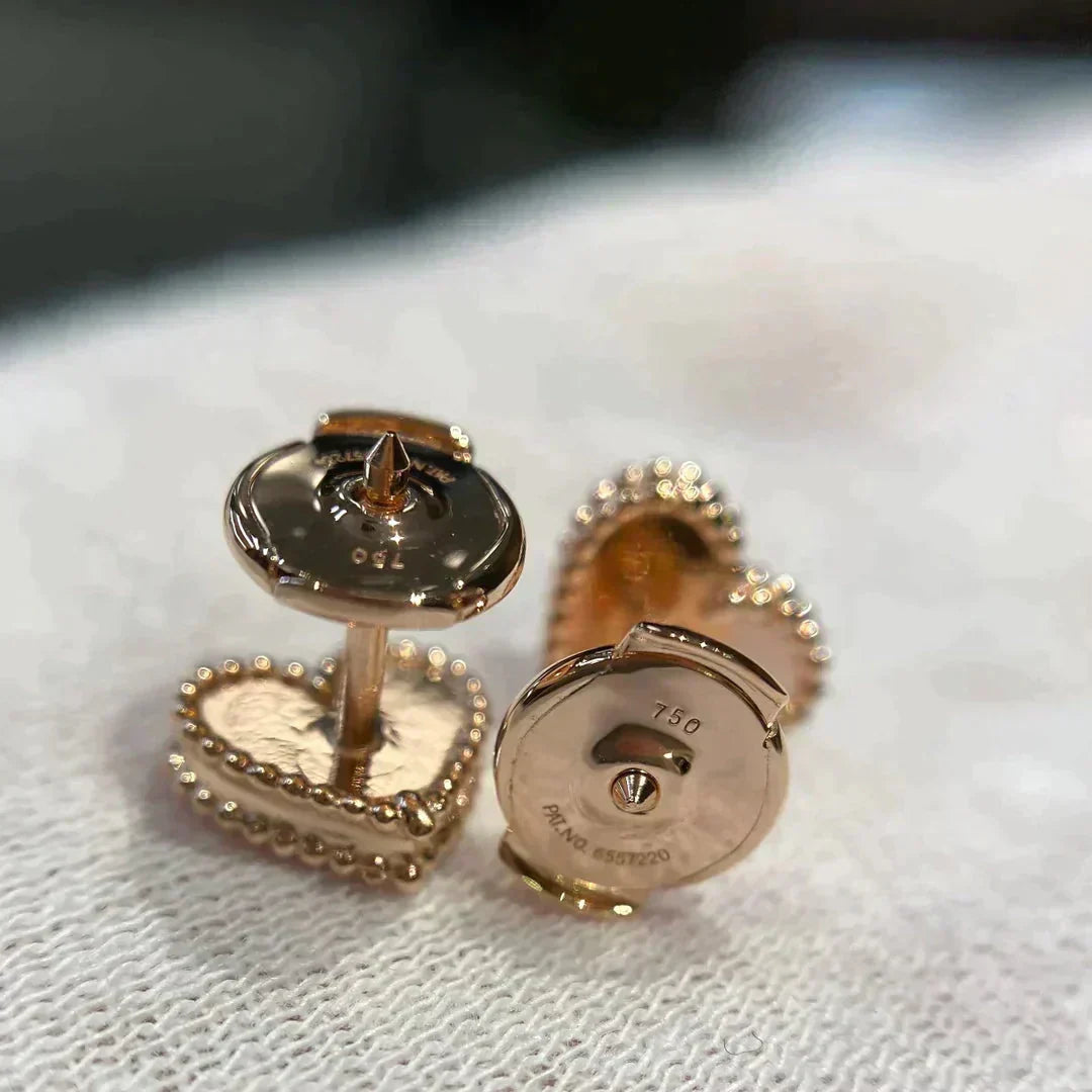[sparkle Jewelry ]HEART CARNELIAN STUD EARRINGS