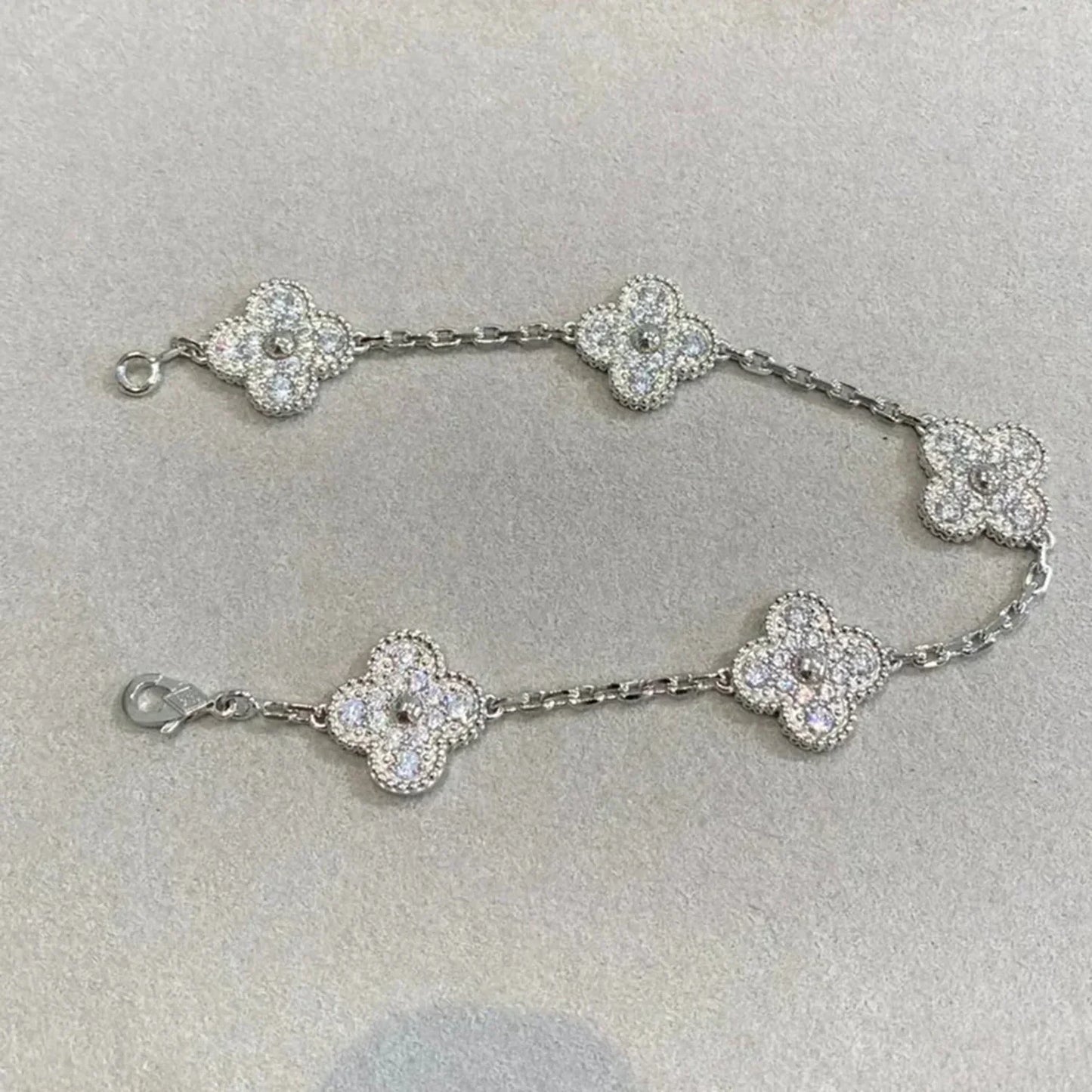 [Sparkle]Armband LUCKY CLOVER 5 Motive – VOLLSTÄNDIG MIT DIAMANTEN BESETZT