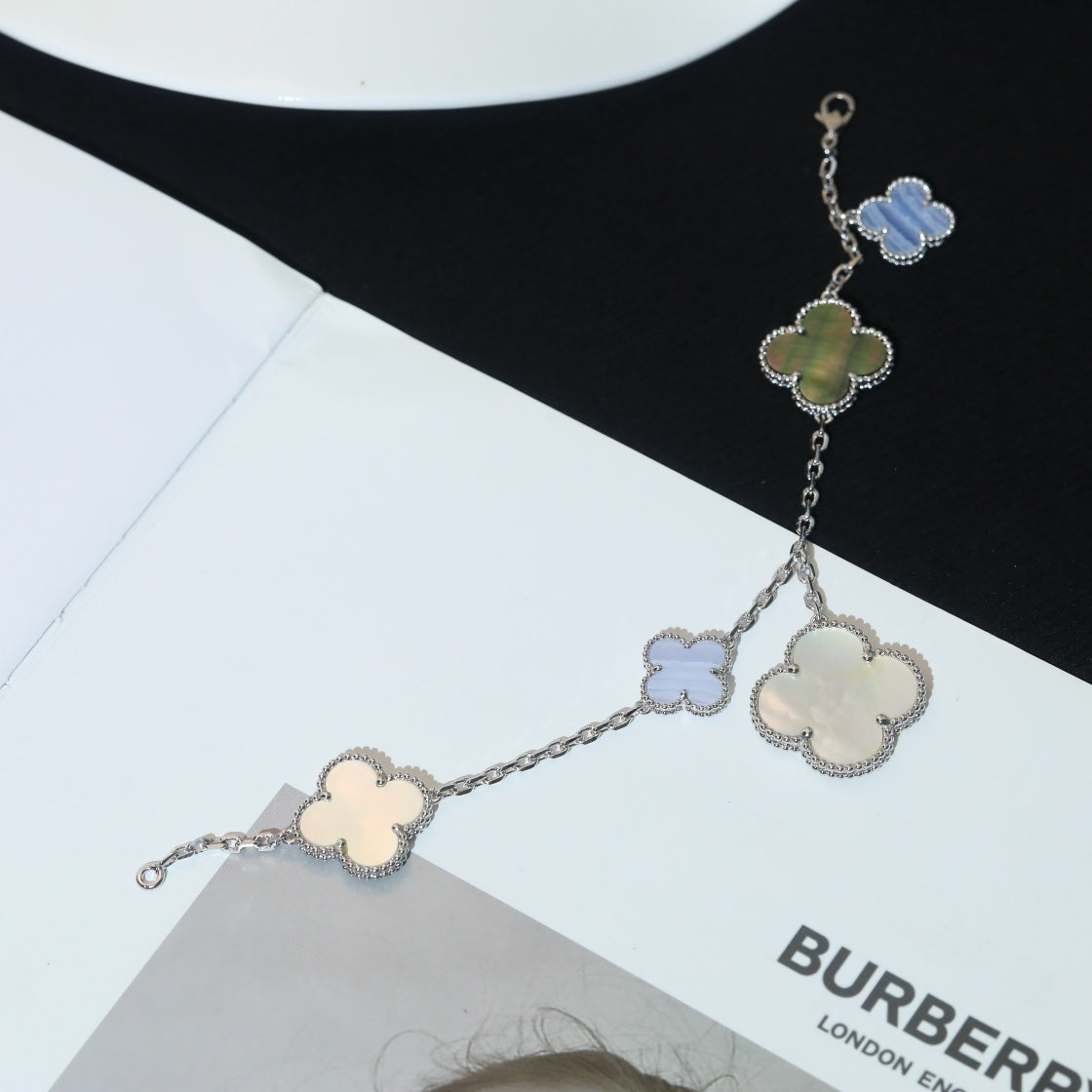 [sparkle Jewelry ]CLOVER BRACELET 5 MOTIFS MOP CHALCEDONY SILVER