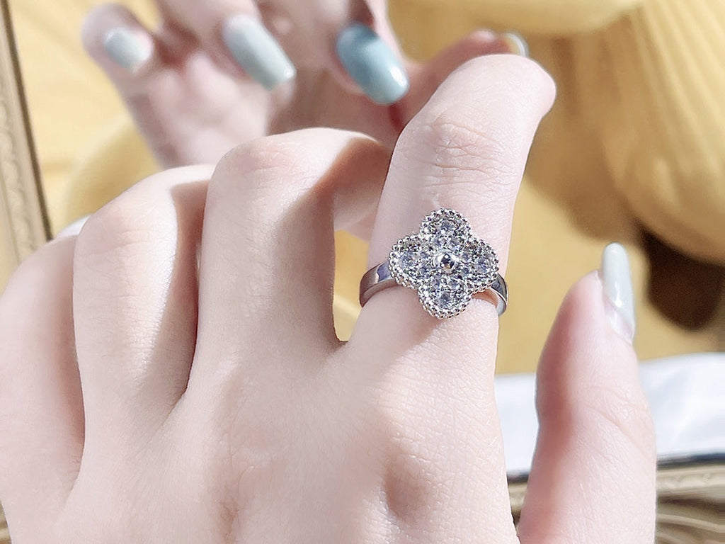 [sparkle Jewelry ]CLOVER DIAMOND RING