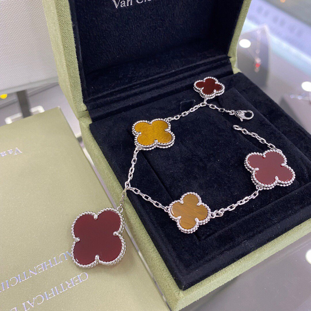 [sparkle Jewelry ]CLOVER 5 MOTIFS SIVLER CARNELIAN TIGER EYE BRACELET