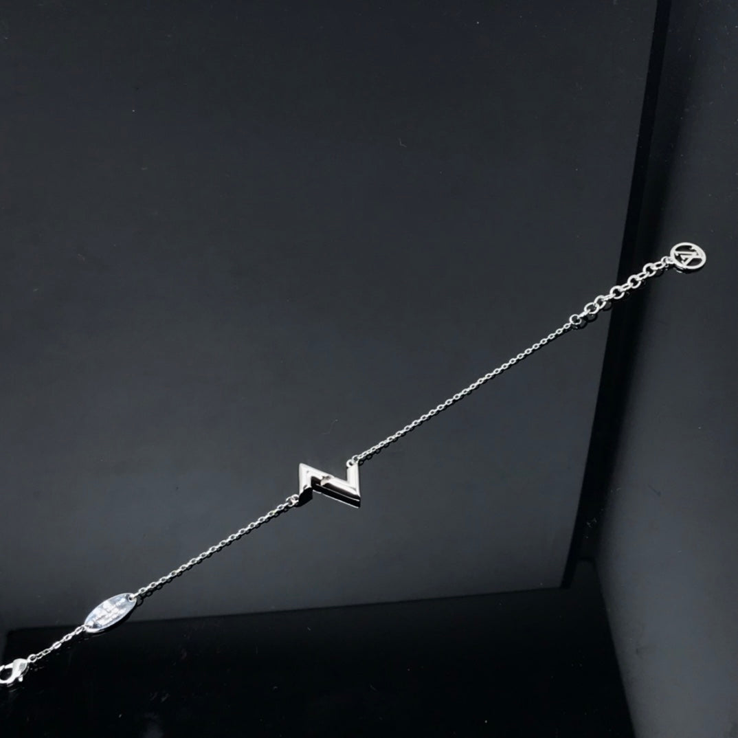 [sparkle Jewelry ]VOLT LV LOGO BRACELET