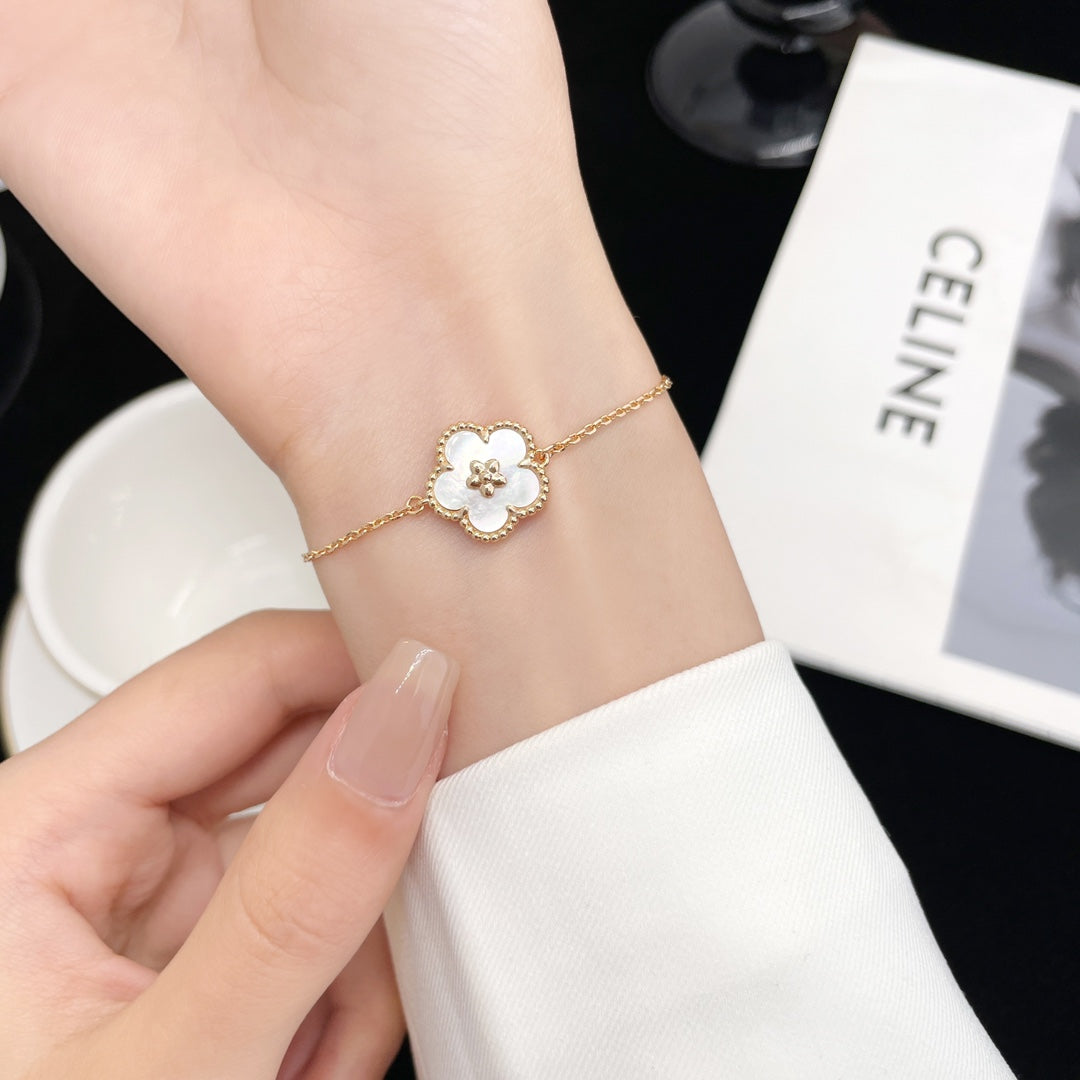 [sparkle Jewelry ]LUCKY SPRING ROSE GOLD MOP BRACELET