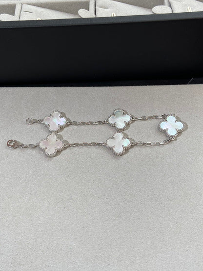 [sparkle Jewelry ]CLOVER WHITE PEARL MOP 5 MOTIF BRACELET COLLECTION