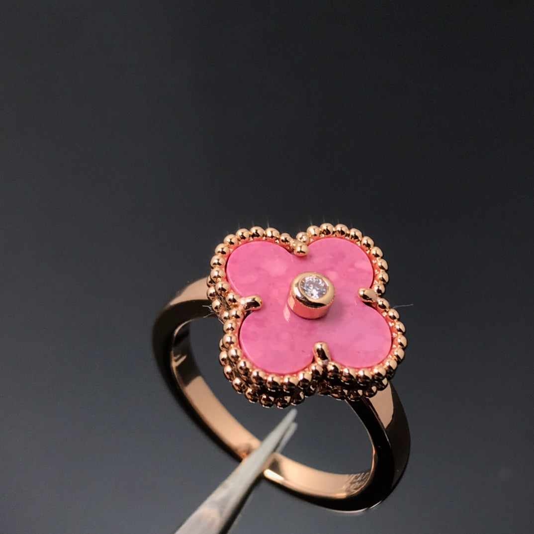 [sparkle Jewelry ]CLOVER RHODONITE ROSE GOLD RING