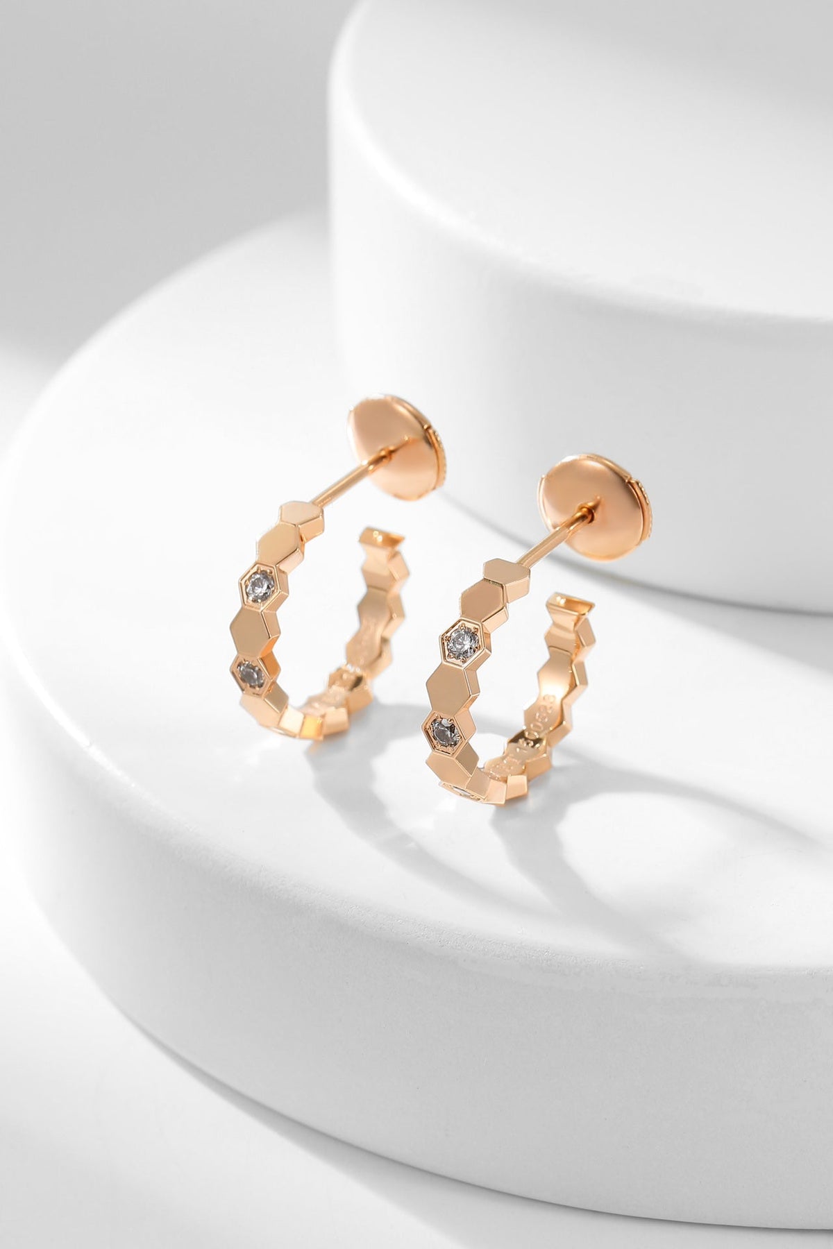 [sparkle Jewelry ]BEE LOVE DIAMOND HOOP EARRINGS