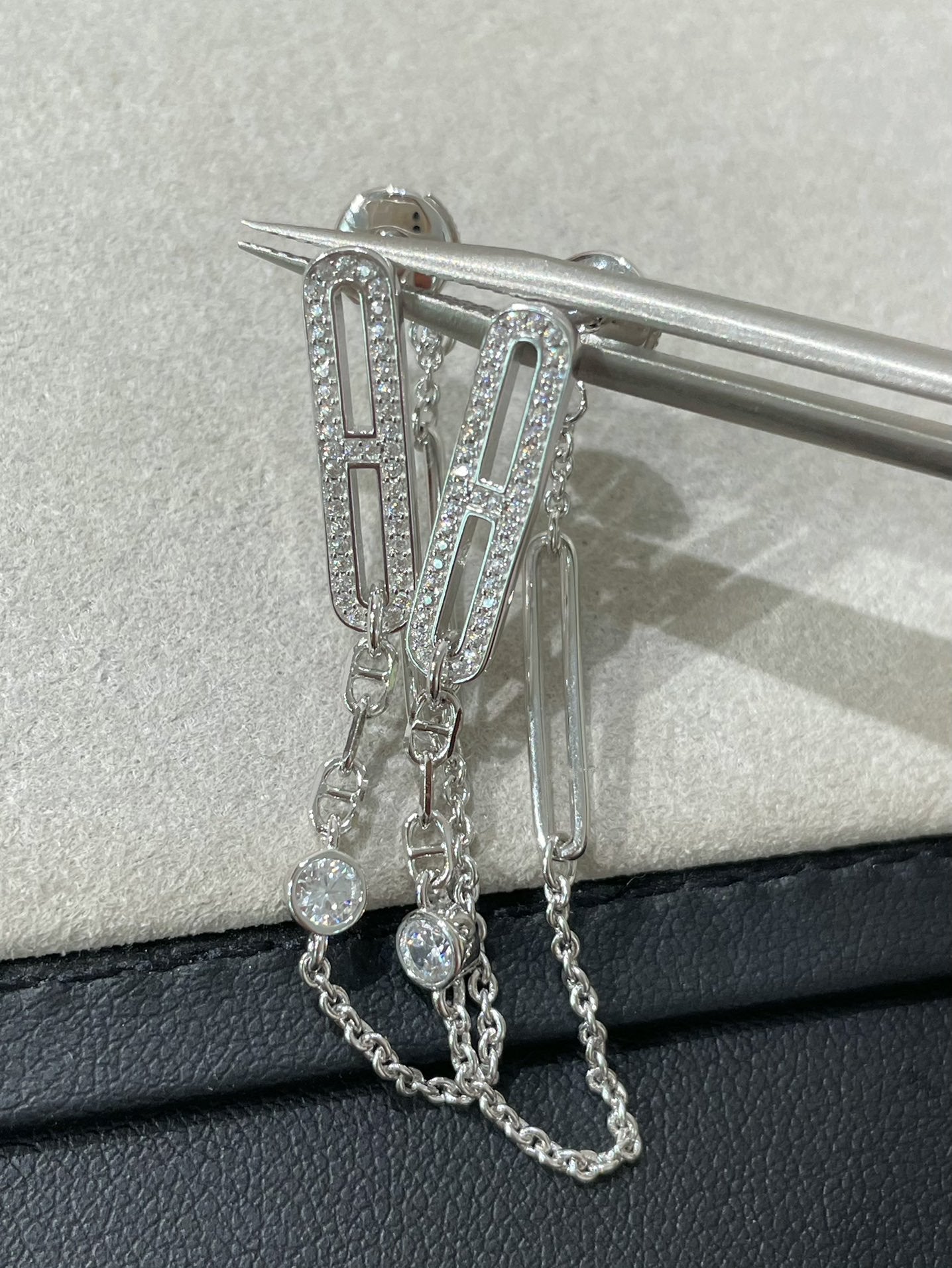 [Sparkle]CHAINE CHAOS DIAMOND DROP EARRINGS