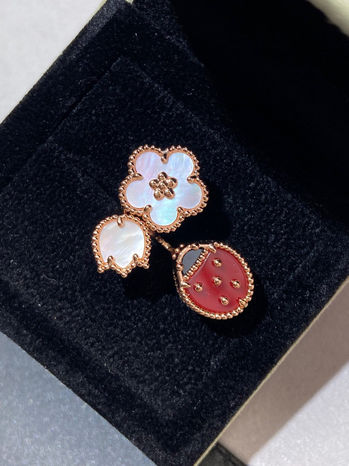 [sparkle Jewelry ]LUCKY 3 MOTIF ROSE GOLD RING