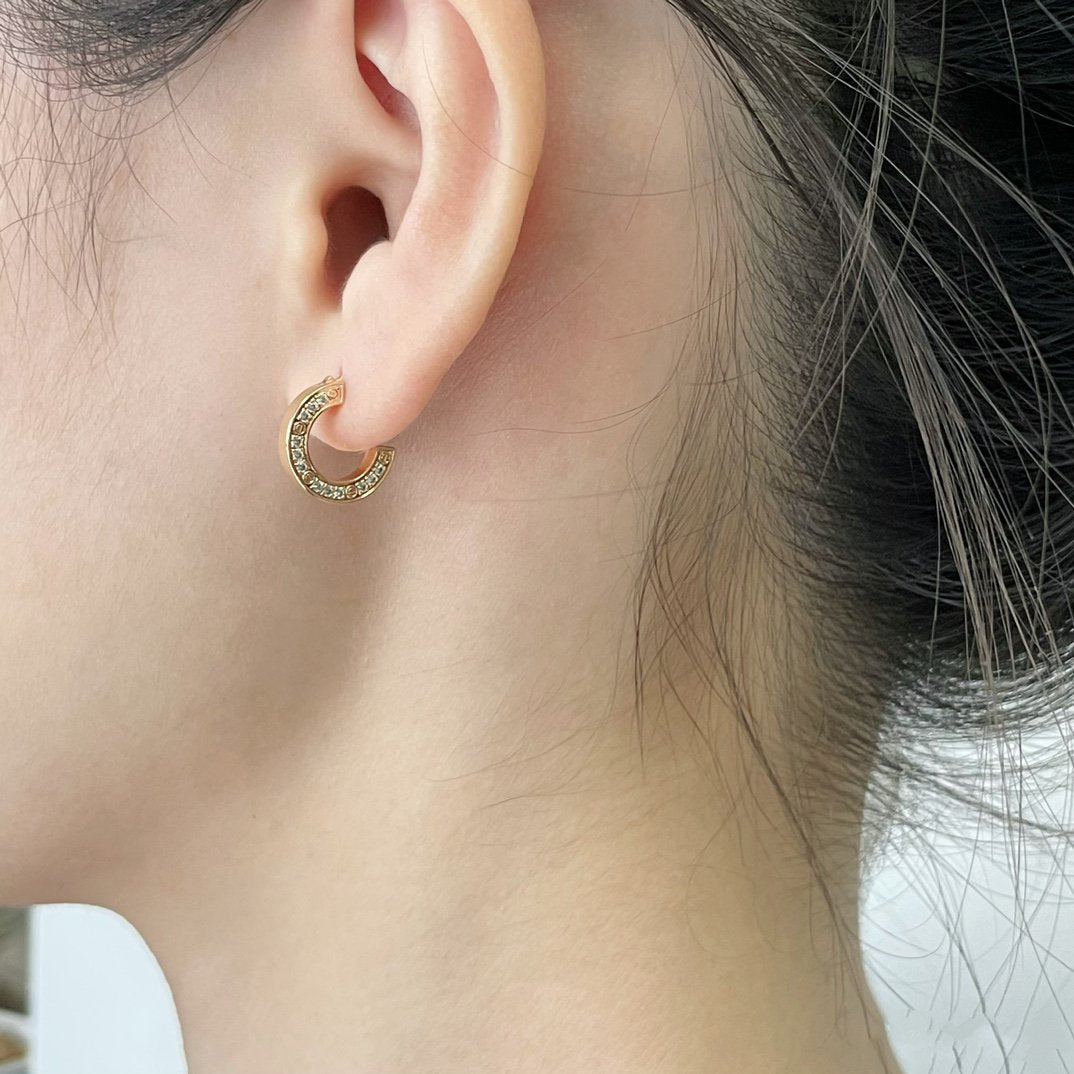 [sparkle Jewelery]LOVE DIAMOND EARRINGS