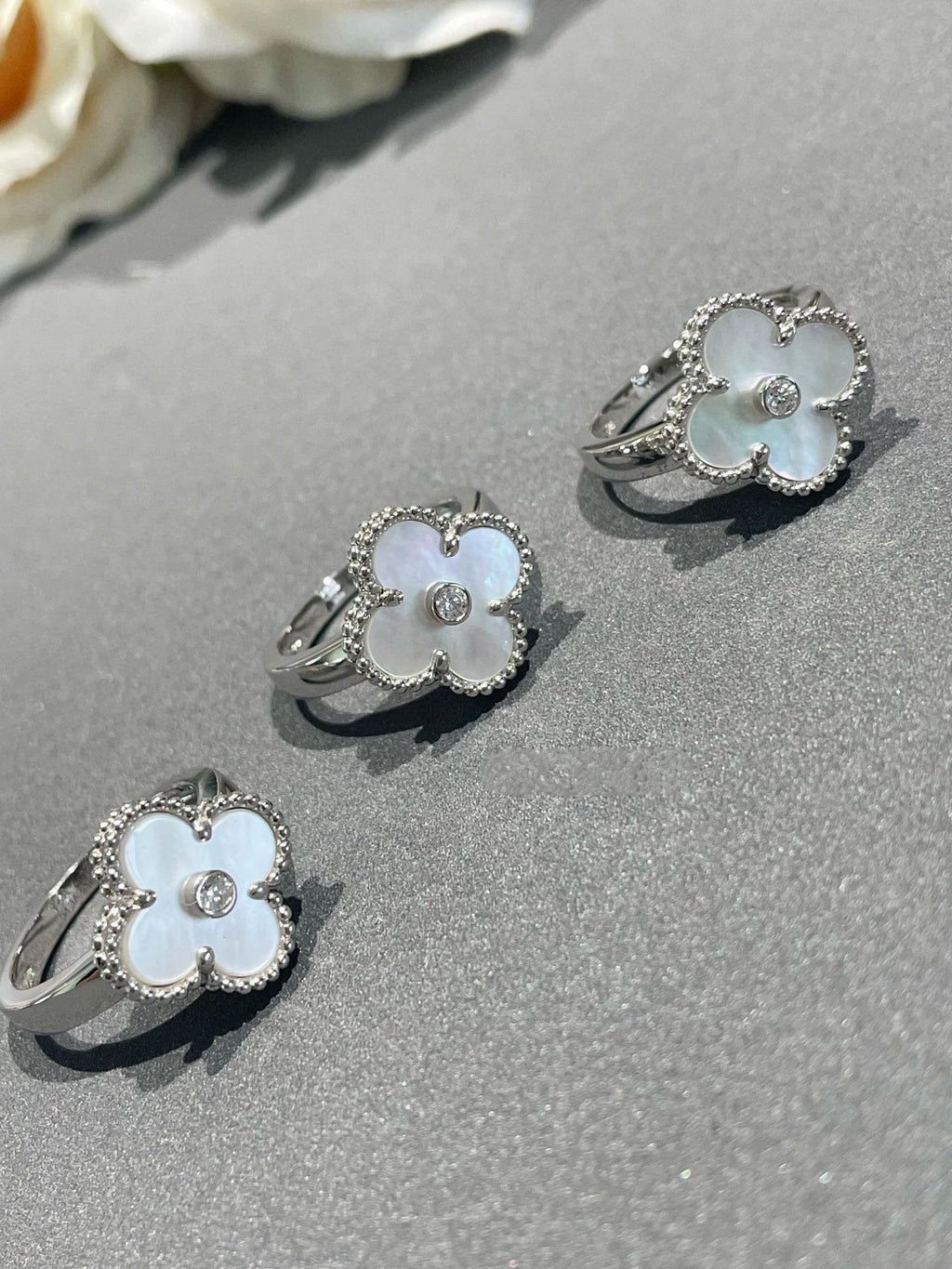 [sparkle Jewelry ]CLOVER SILVER MOP DIAMOND RING
