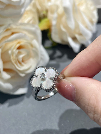[sparkle Jewelry ]CLOVER SILVER MOP DIAMOND RING