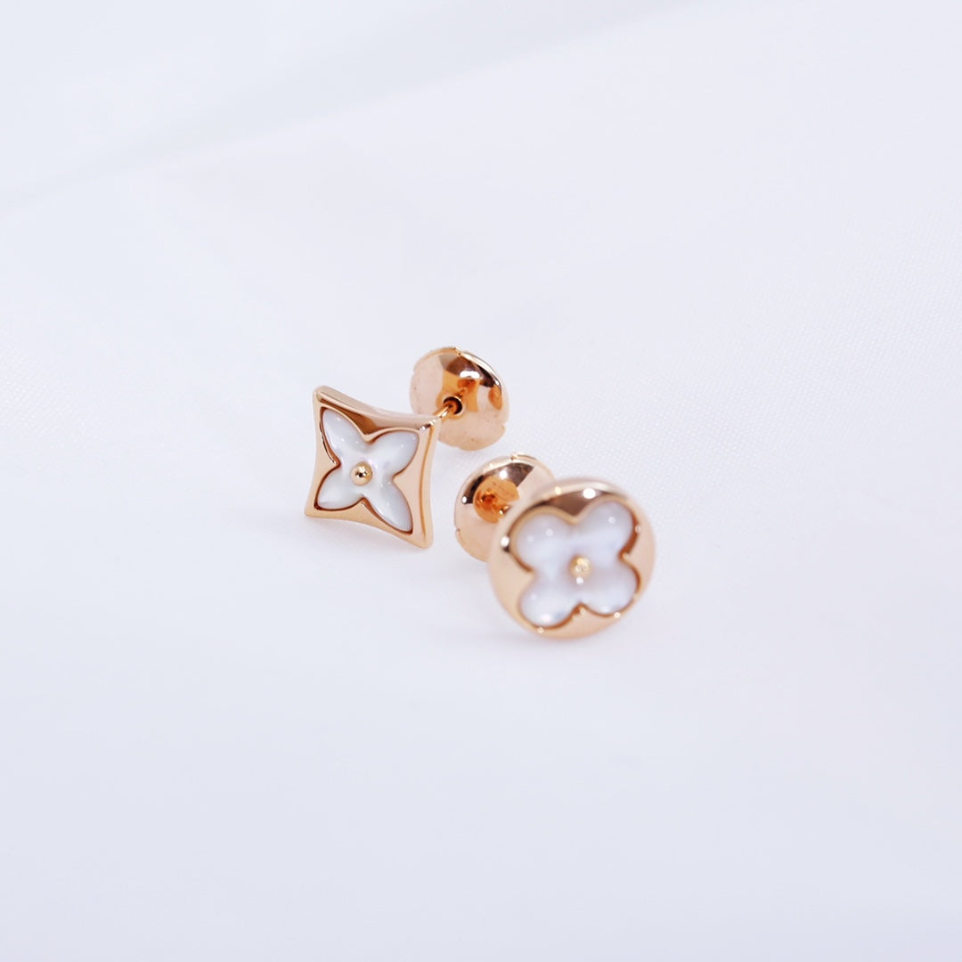 [Sparkle]STAR AND SUN ROSE GOLD MOP STUD EARRINGS