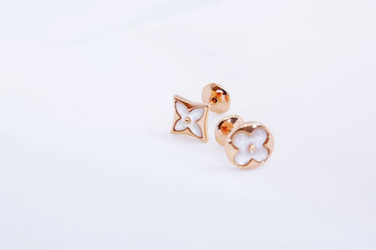 [Sparkle]STAR AND SUN ROSE GOLD MOP STUD EARRINGS