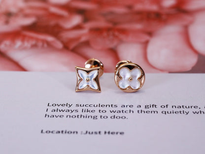 [Sparkle]STAR AND SUN ROSE GOLD MOP STUD EARRINGS