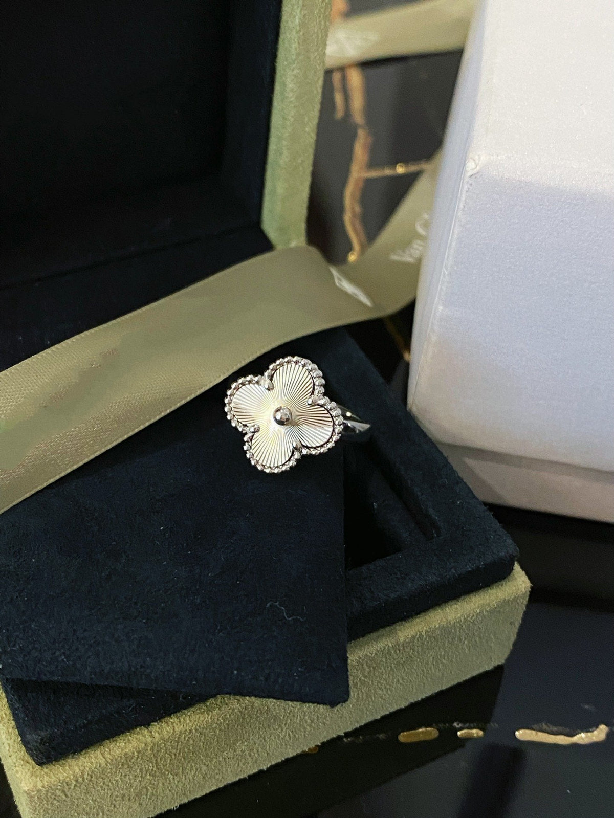 [sparkle Jewelry ]CLOVER SILVER RING